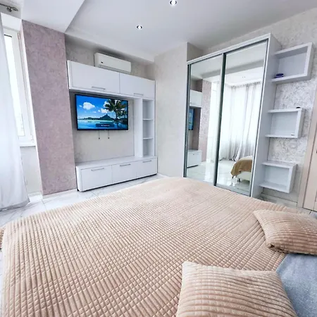 Apartment Skyview Apartment, Lev Tolstoi 63 *